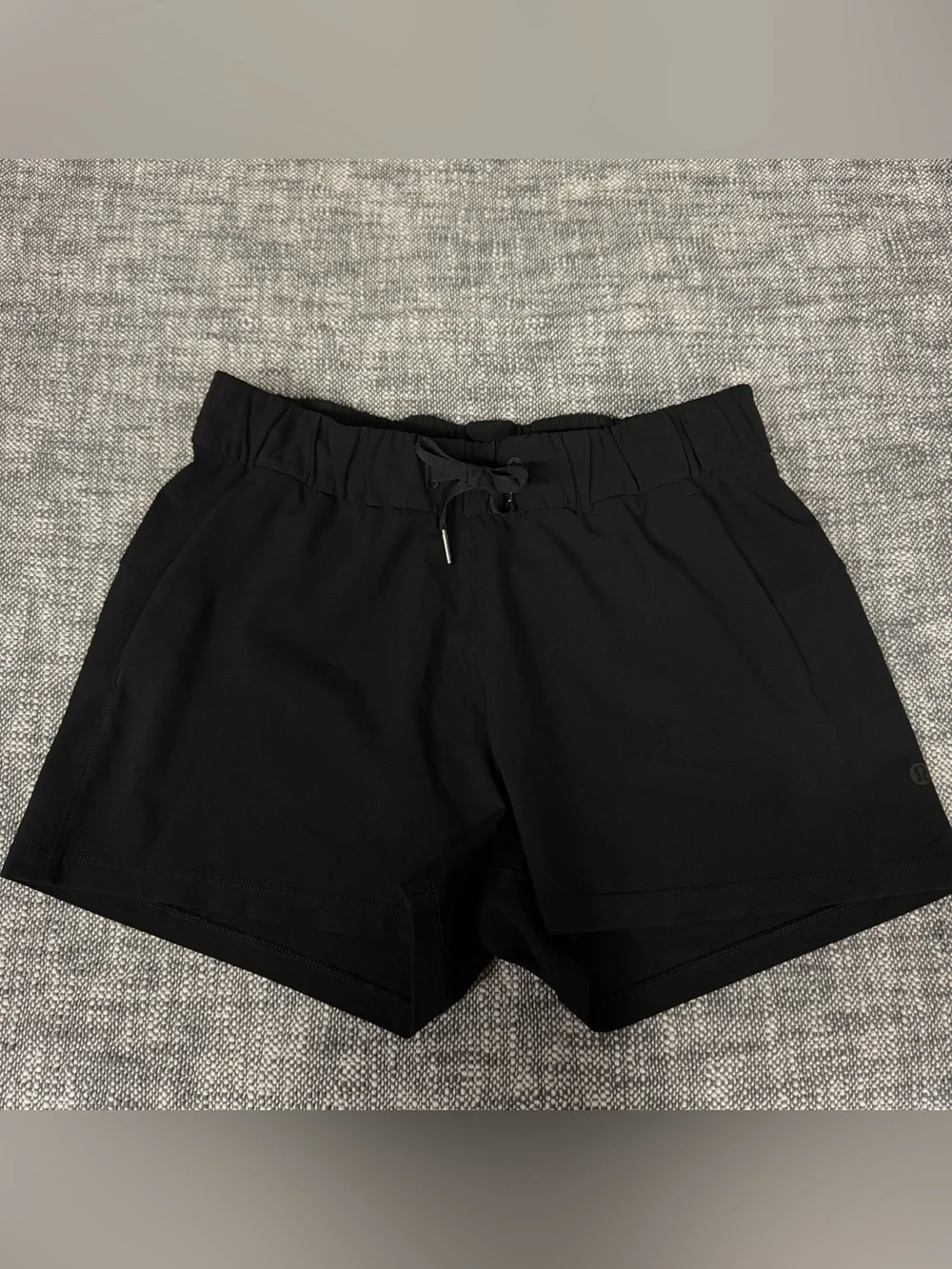 Lululemon Black Speed Up Short Long *2.5